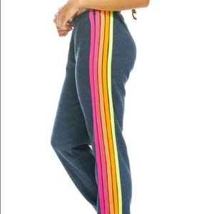 Aviator Nation size medium